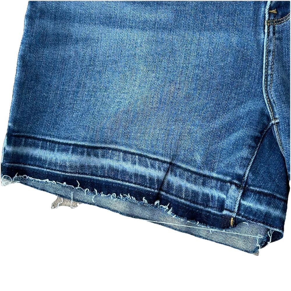 NEW Judy Blue Released Hem Shorts Women Size XL Blue Dark Wash Mid Rise Cut Offs - Picture 3 of 10